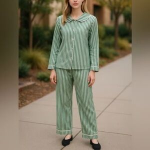 NWOT Rachel Ashwell 100% Cotton Green Striped Women's Pajama Set - Size Small